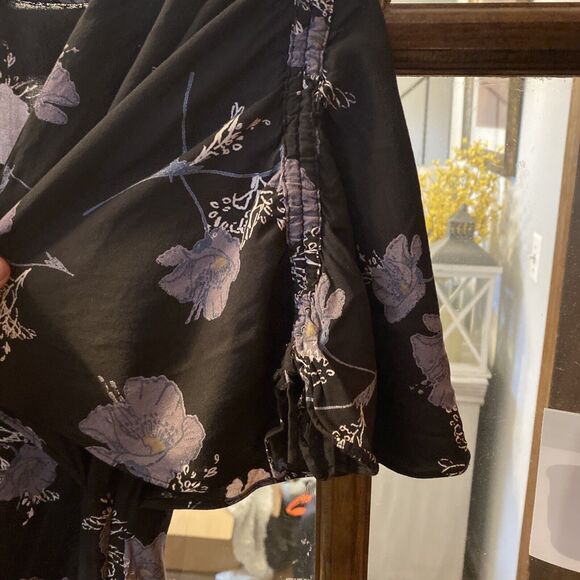 Free People Melanie Floral Deep V Neck Mini Dress Size 2 Flutter Sleeve - Picture 7 of 10